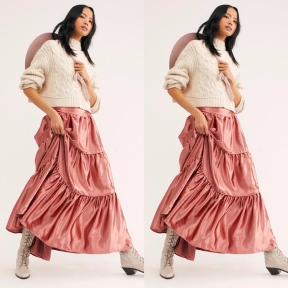 Free People Dresses & Skirts - Free People Moonbeam Tiered Skirt